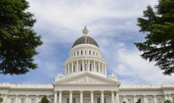CA online poker bill passes committee