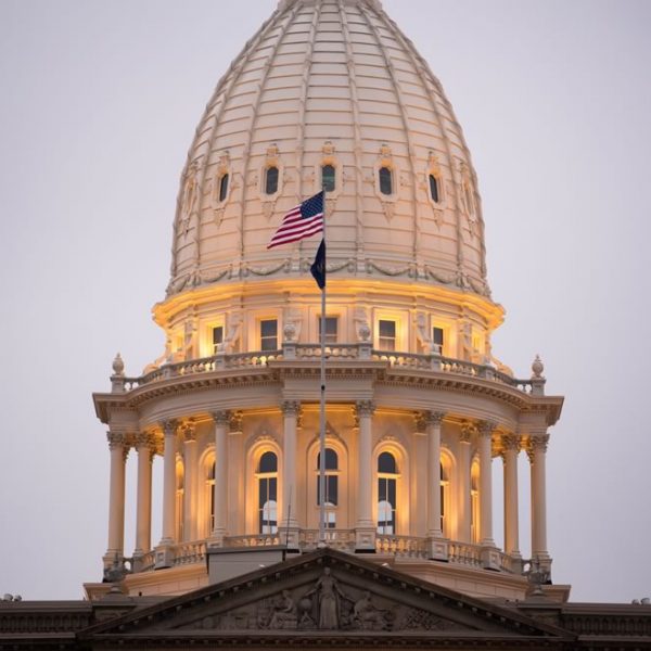 online gambling Michigan bill clears Senate committee