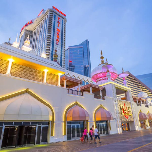 Trump Taj Mahal closes