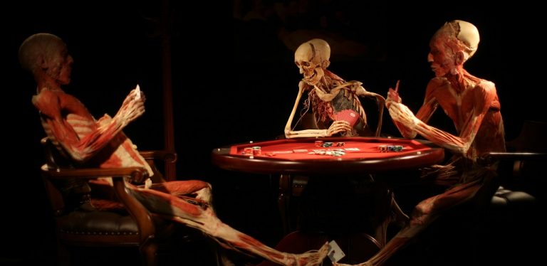 Is Online Poker Dying And Can A Gold Ring Bring It Back To Life?