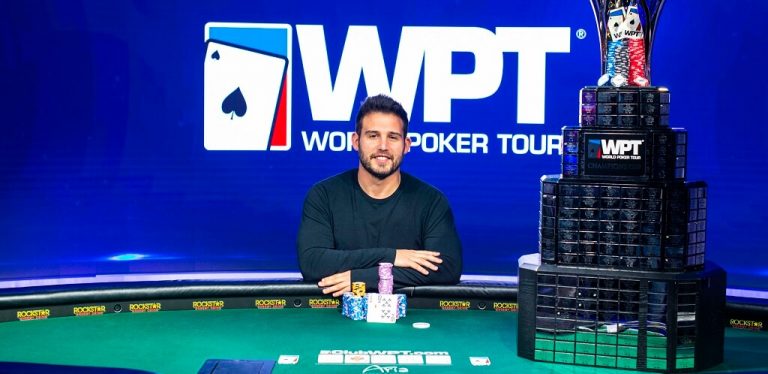Darren Elias Wins Record Fourth World Poker Title