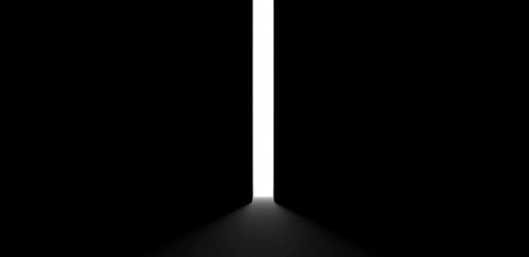 Solitary Expert Says $100,000 Bathroom Bet Was Crazy, And Not In A Good Way