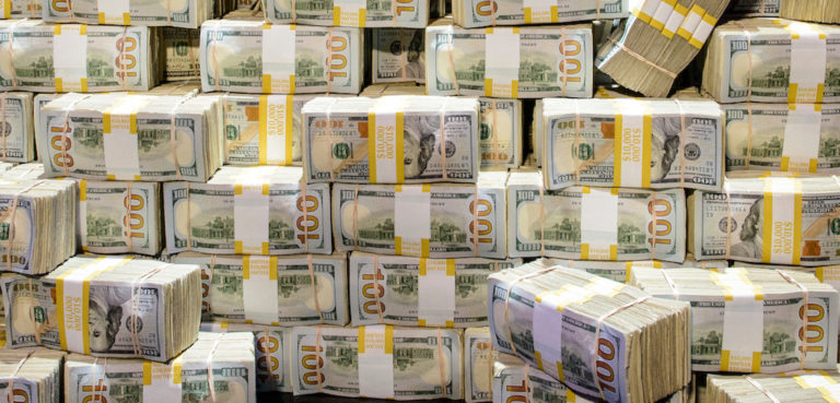 15-Hundo Heaven: WSOP Releases Slate of $1,500 Events and High Roller Series