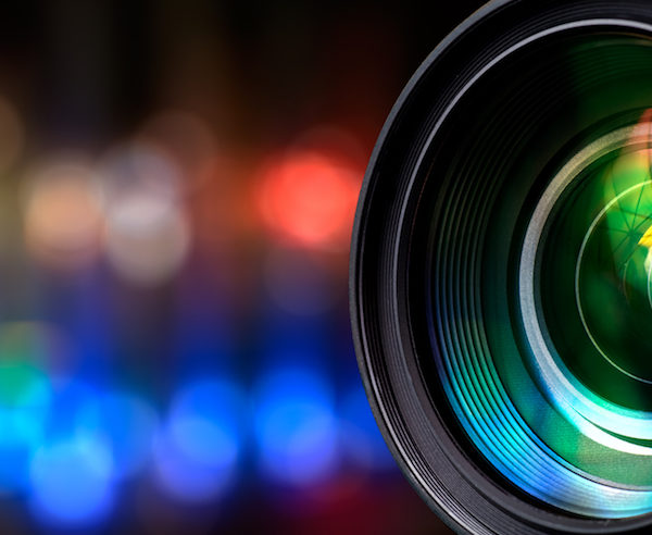 A controversy erupted in the poker world on Friday after with several longtime poker photographers charging an art company with using photographs without permission.